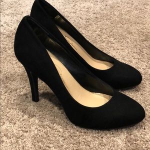 WORN TWICE-Jessica Simpson Suede Heel